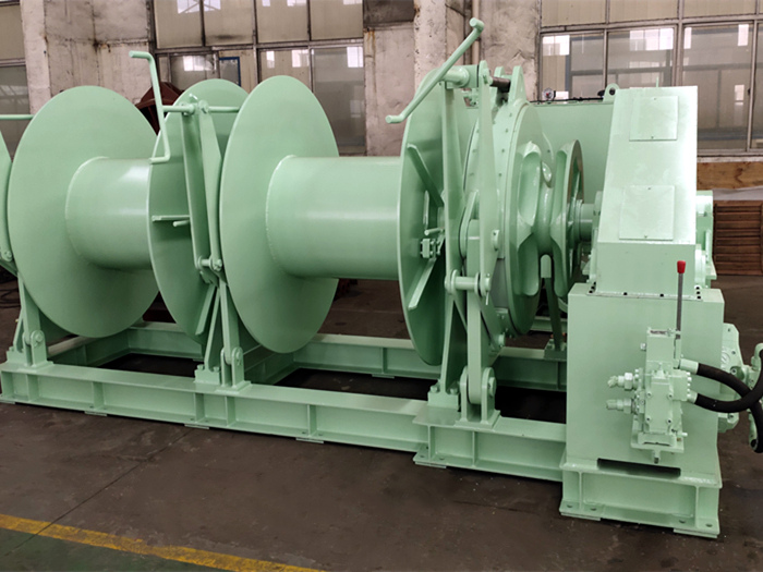 Electro hydraulic Marine Winch for anchoring and mooring operations