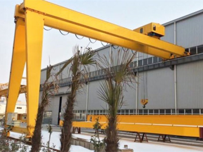 outdoor gantry crane.jpg