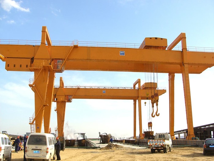 Double_beam_gantry_crane_3.jpg